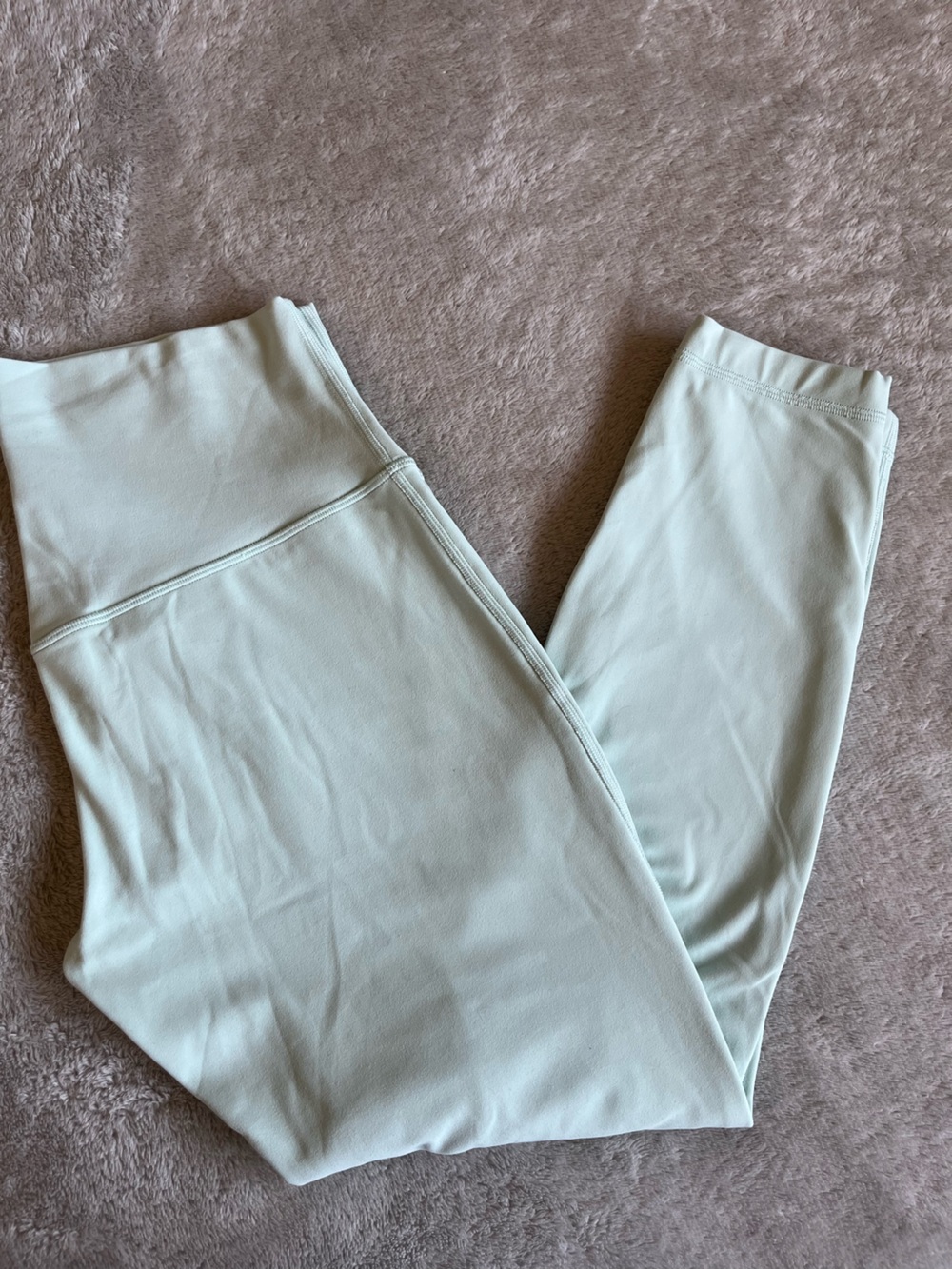 Lululemon Align Leggings 25” size 10 in Delicate Mint